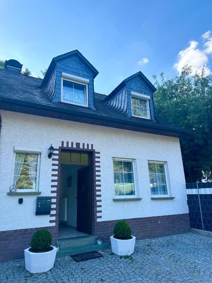 Ferienwohnung Jasmin Traben-Trarbach Bagian luar foto